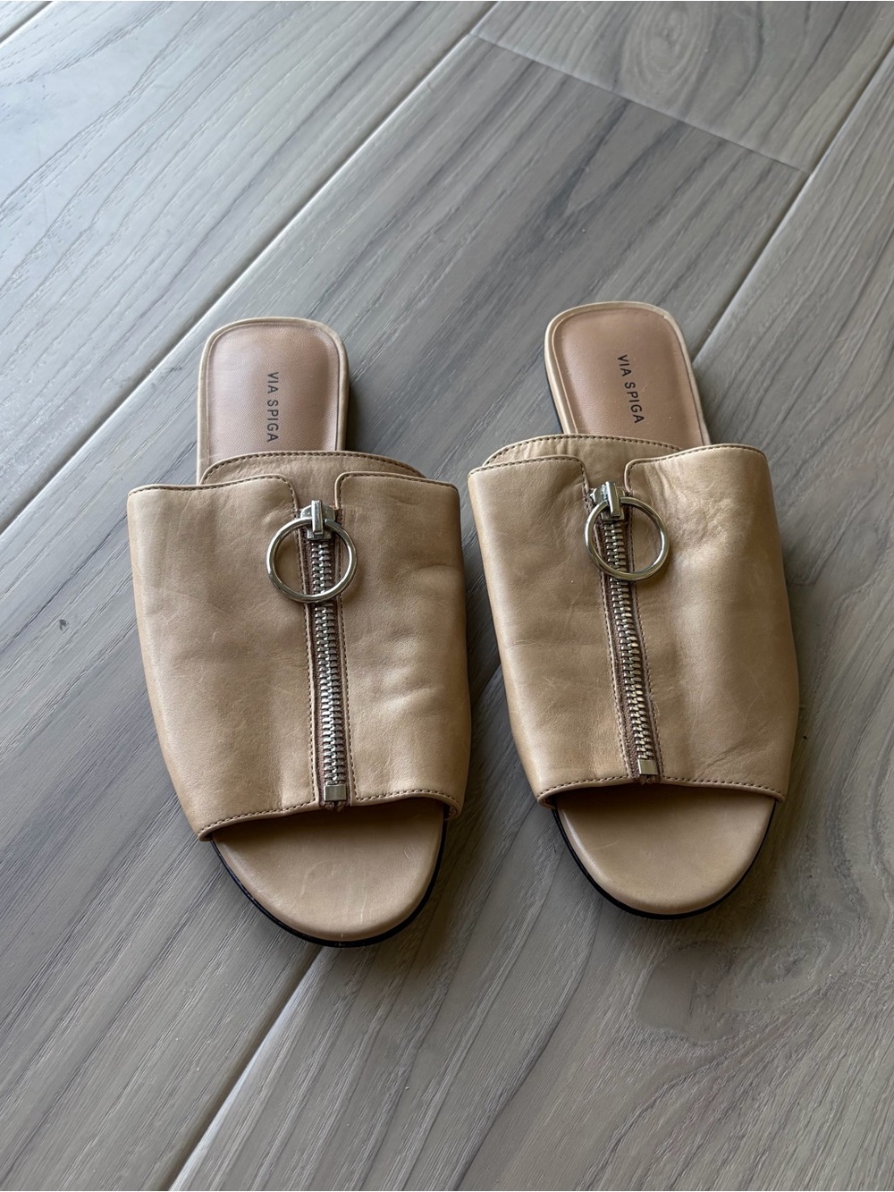 Via Spiga Beige Leather Slide Mules with Zip Ring Accent